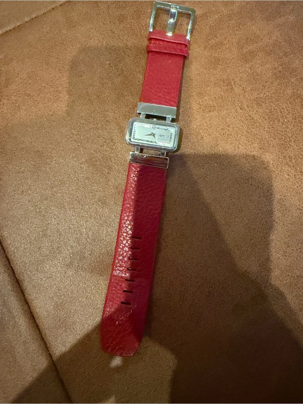 Vintage Y2K DKNY Rectangular Tank Watch – Silver-Tone Case & Red Leather Strap